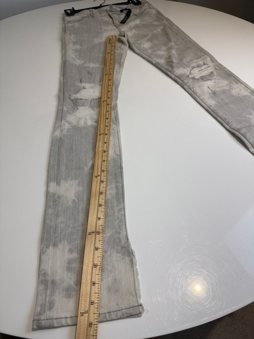 J Brand Mid Rise Rail Grey and White Tie-Dye Distressed Skinny Jeans - Picture 7 of 9
